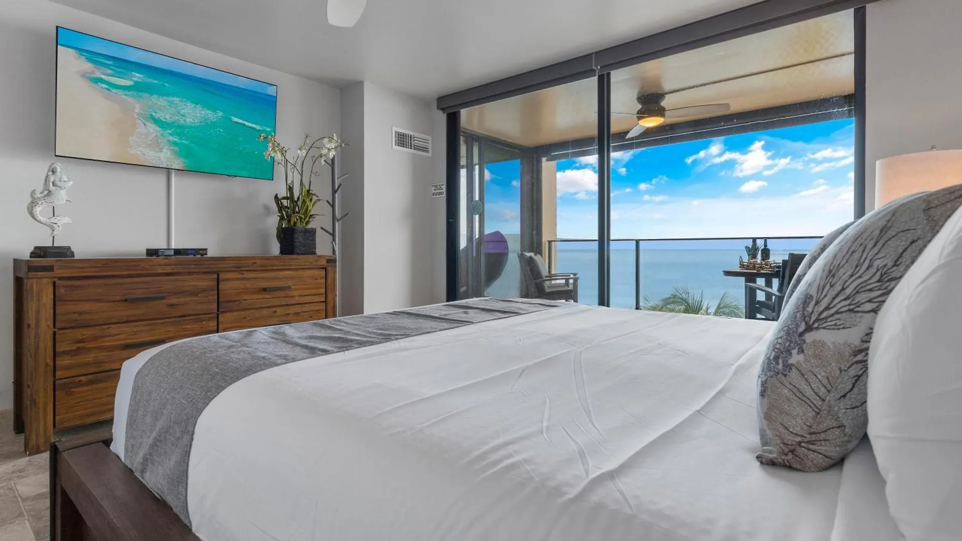 Mahana 806 Kahana